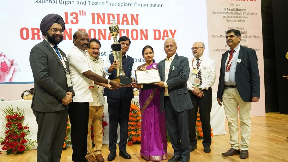 Tamil Nadu wins best State award for organ and tissue transplantation