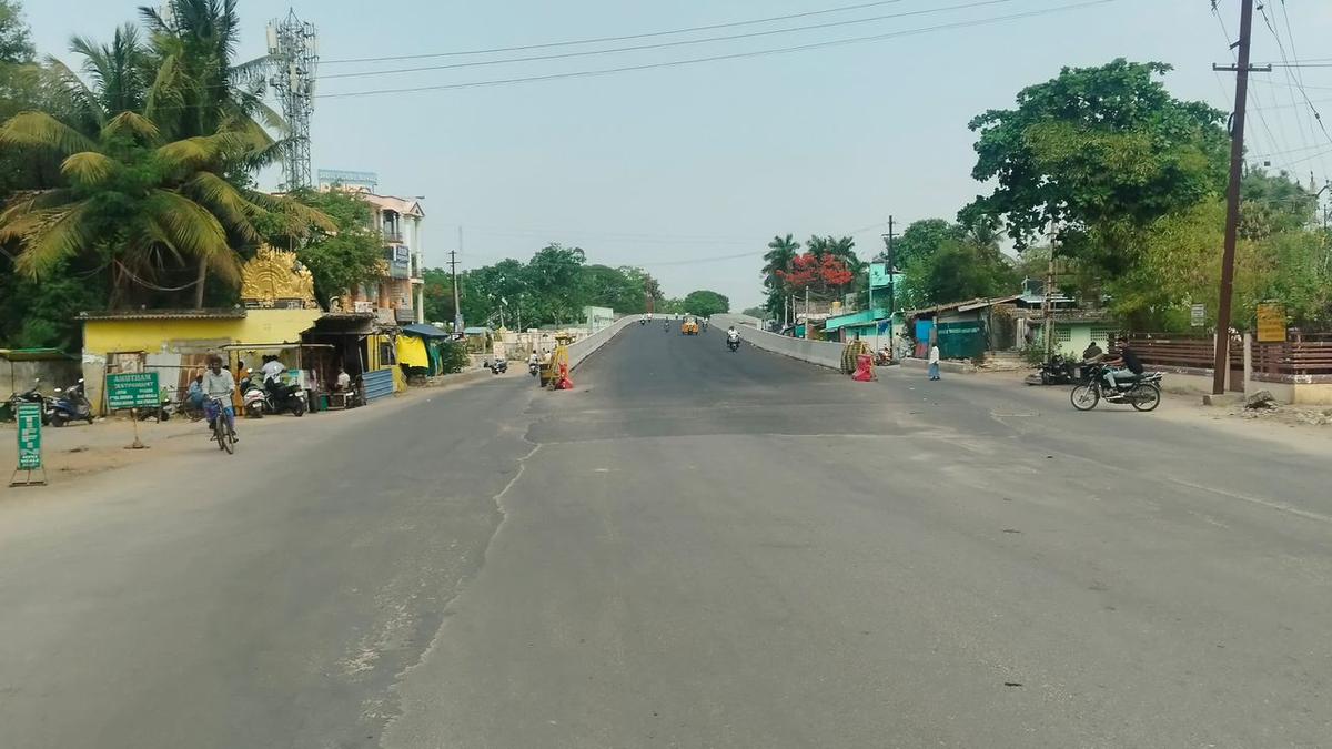 State Highways opens new bridge near government hospital in Walajah