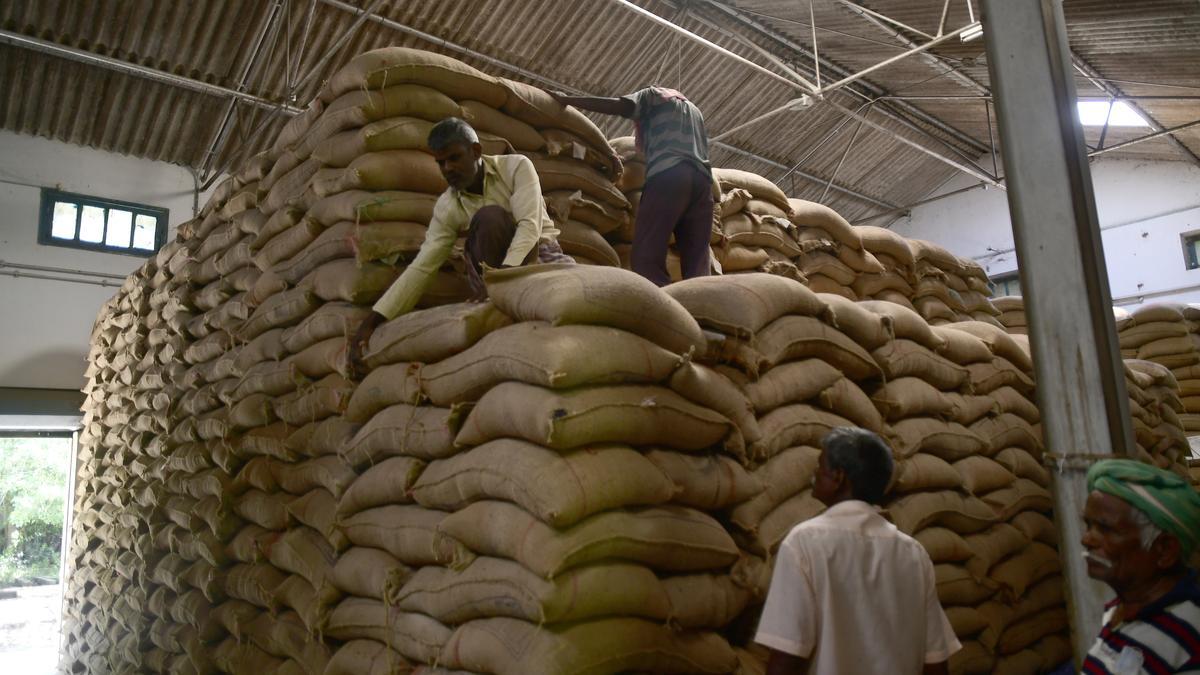 Tamil Nadu seeks nine lakh tonnes of rice additionally from the Centre