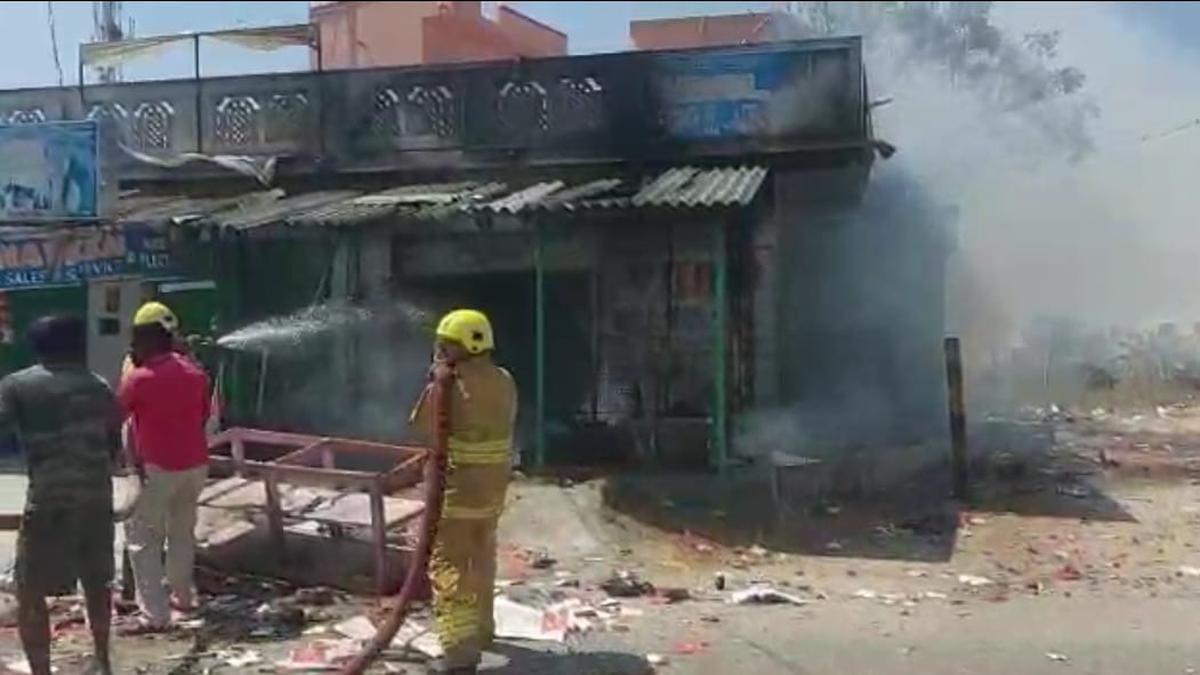 Father, son die in fire accident at cracker shop in Vaniyambadi