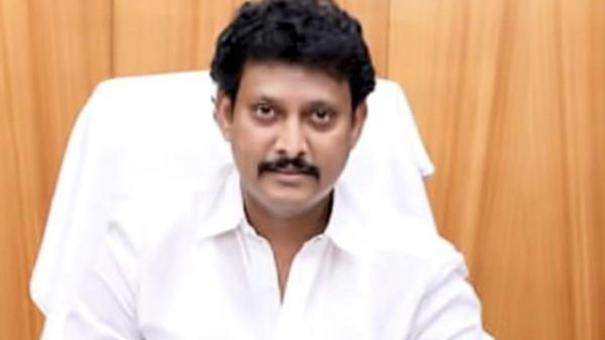 Picture of Anbil Mahesh Poyyamozhi