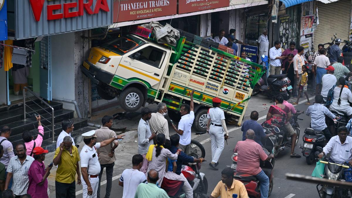 Three injured as mini truck crashes into shop in Puducherry town