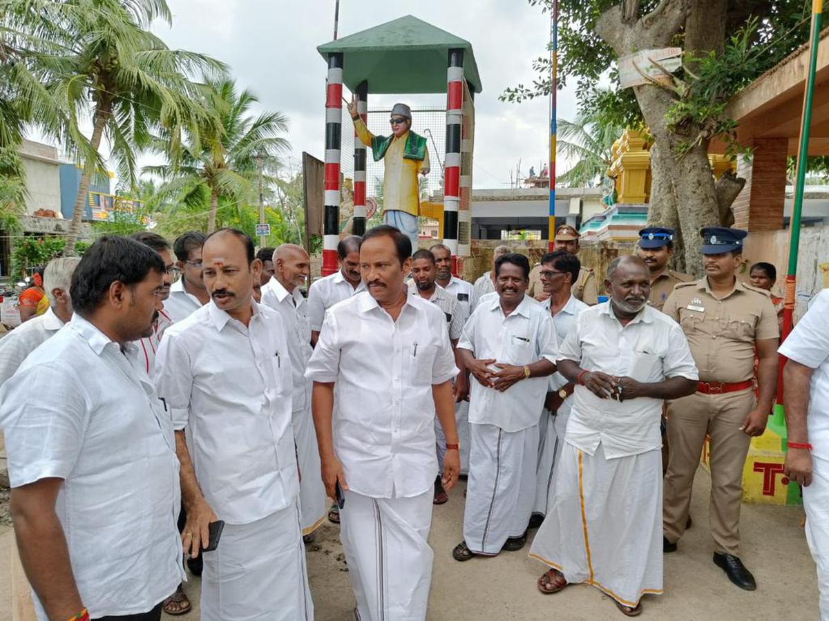 MGR statue partially damaged in Cuddalore district