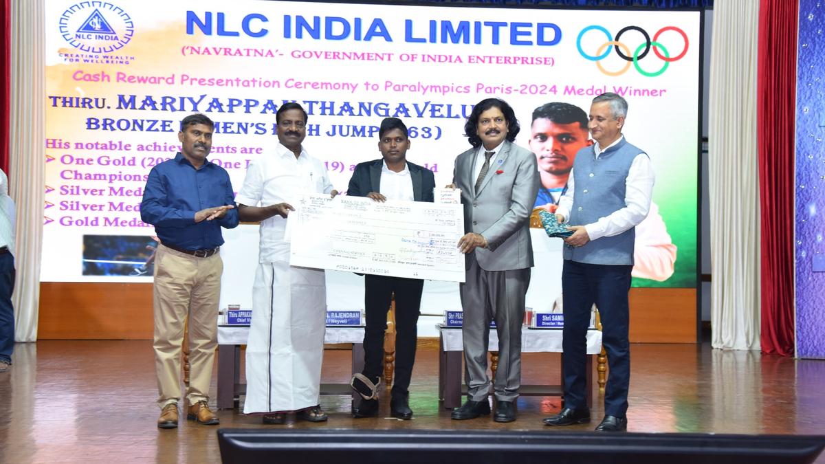 NLCIL felicitates sportspersons who won medals in Paris Paralympics