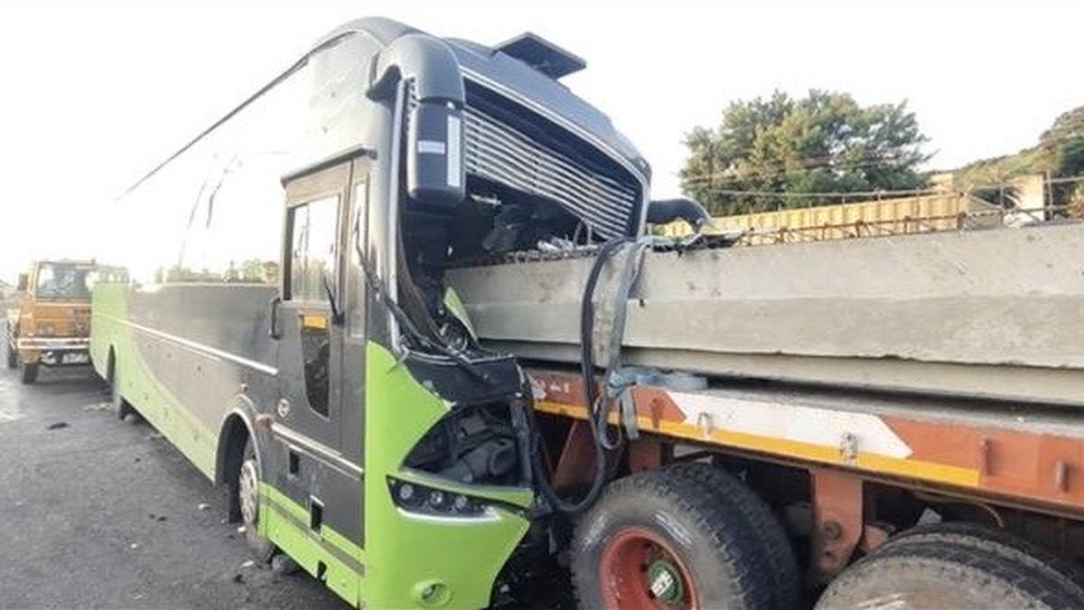 Two persons killed in accidents on Chennai – Bengaluru Highway