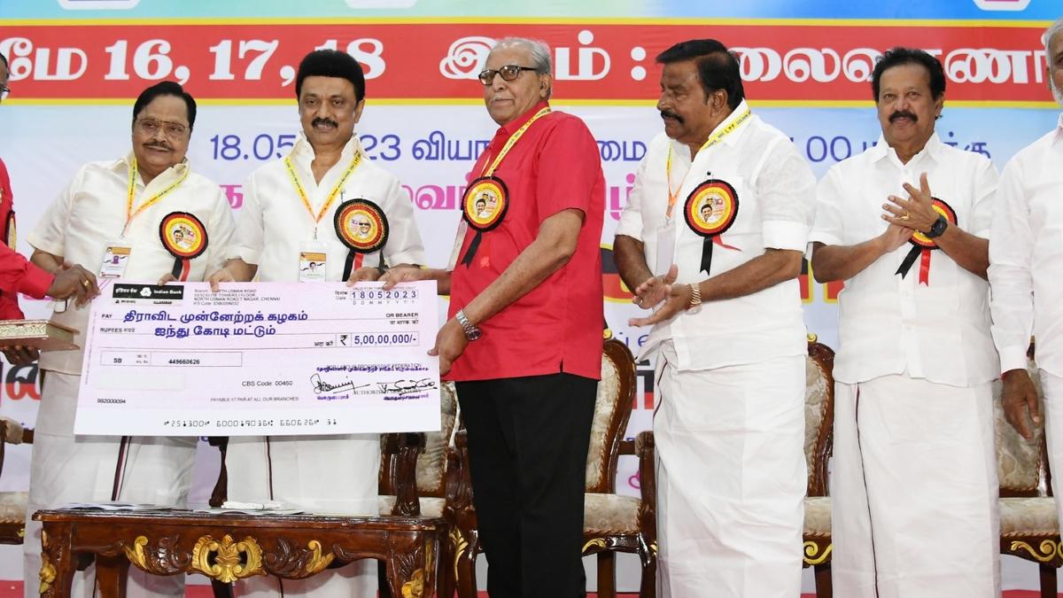 Stalin takes part in LPF’s golden jubilee celebrations