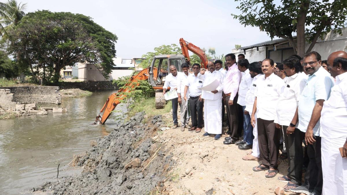 Desilting of key canal sped up to prevent flooding of Tiruvannamalai town