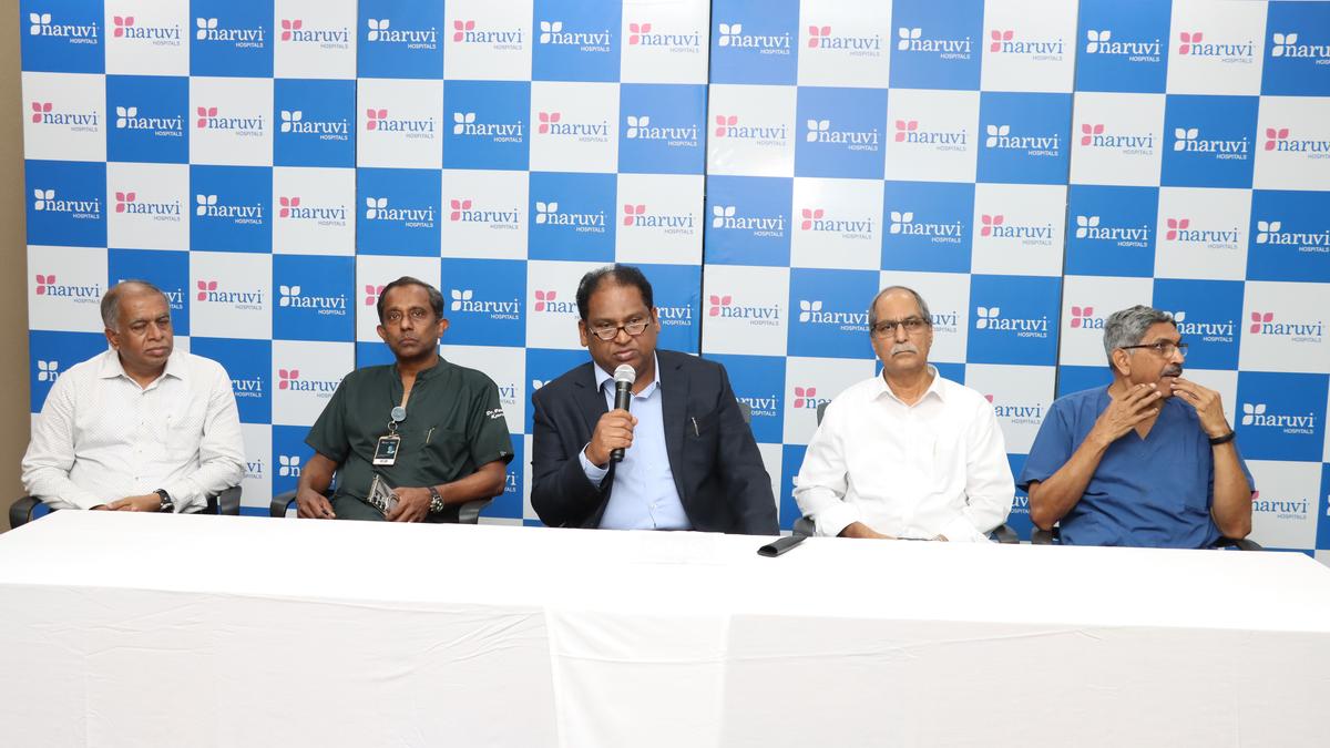 Naruvi Hospitals in Vellore performs Robotic Total Knee Replacement surgery