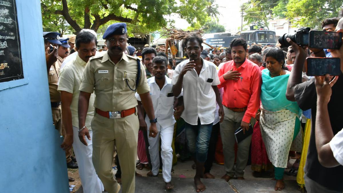 Dalits Enter Amman Temple In Tiruvannamalai For The First Time - The Hindu