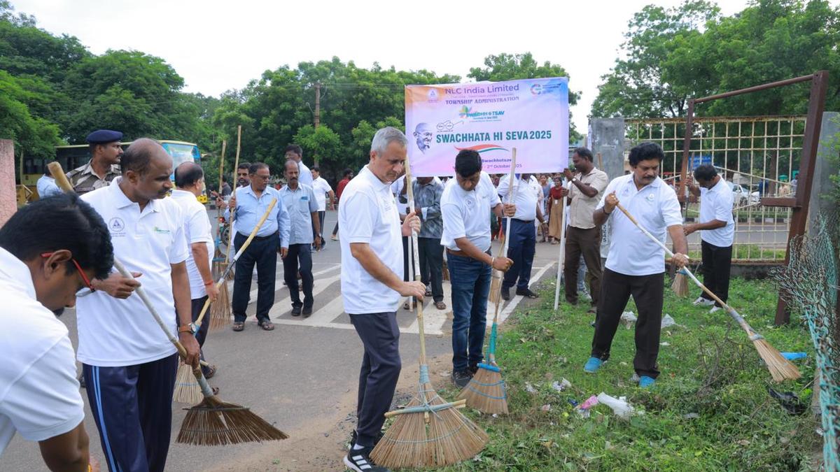 NLCIL holds cleanliness drive