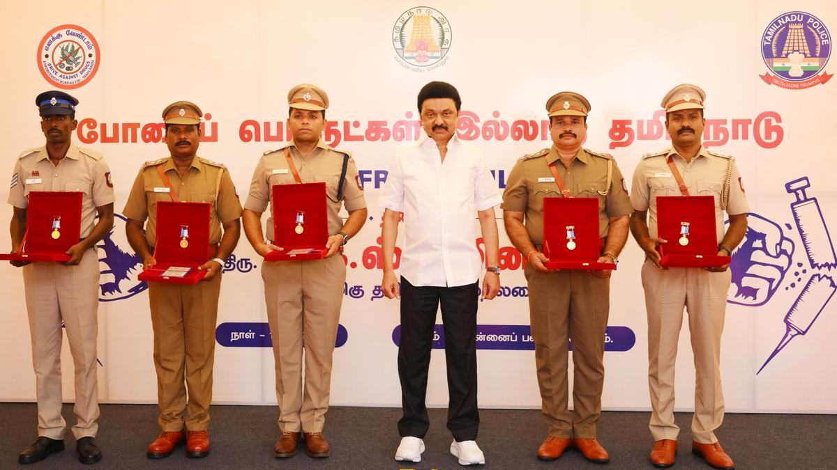 Stalin hands over medals to policemen fighting drug menace