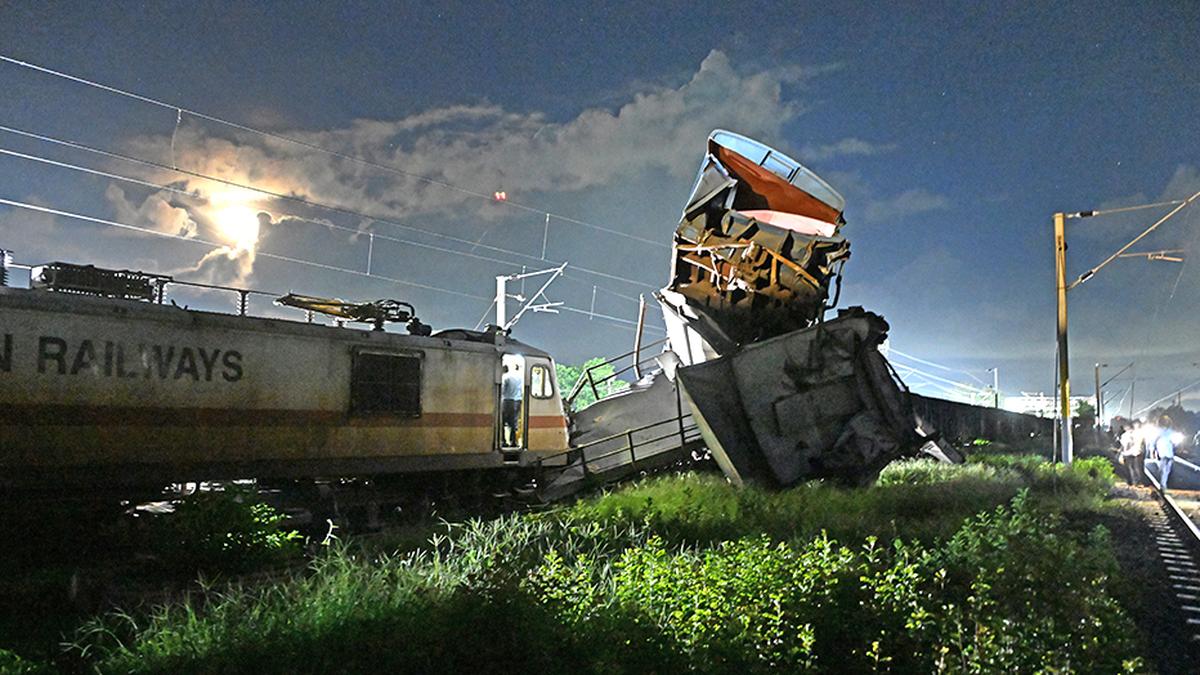 Joint team probe hints at sabotage angle in Tamil Nadu train accident