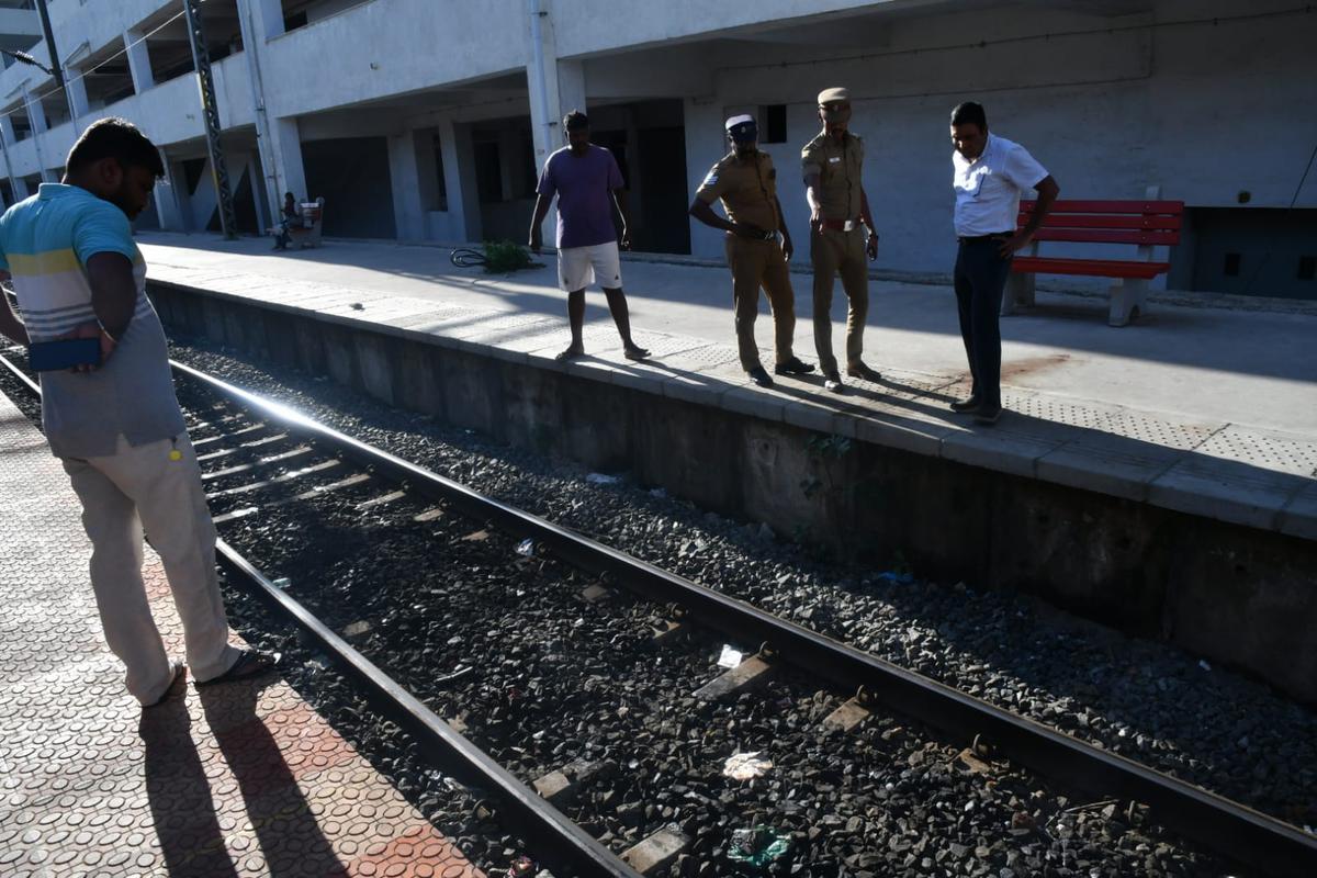 College girl killed after being pushed in front of moving train at St. Thomas Mount station in Chennai