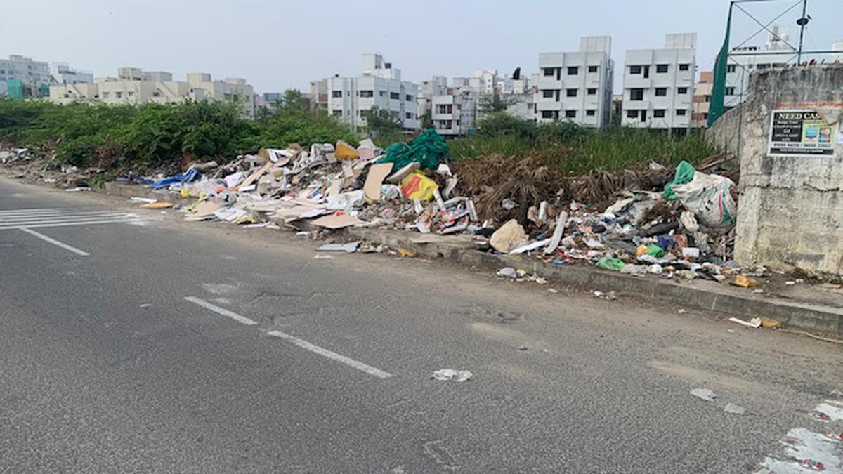 Station Service Road in Velachery turns into dumping ground for construction debris, garbage