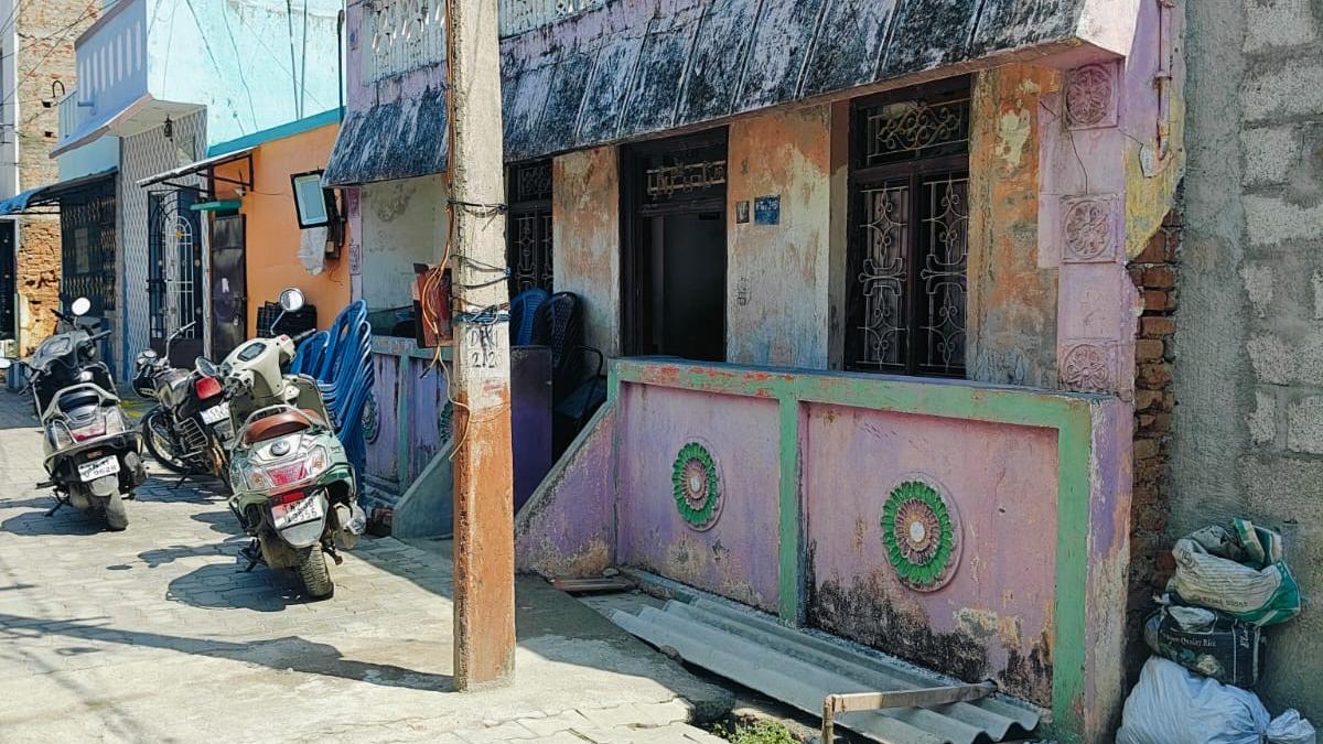 Class VIII student dies after house roof collapses in Vellore