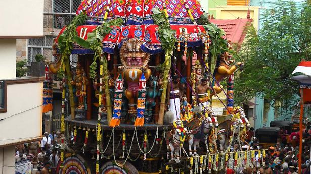 Sri Narasimhaswamy car festival held at Triplicane