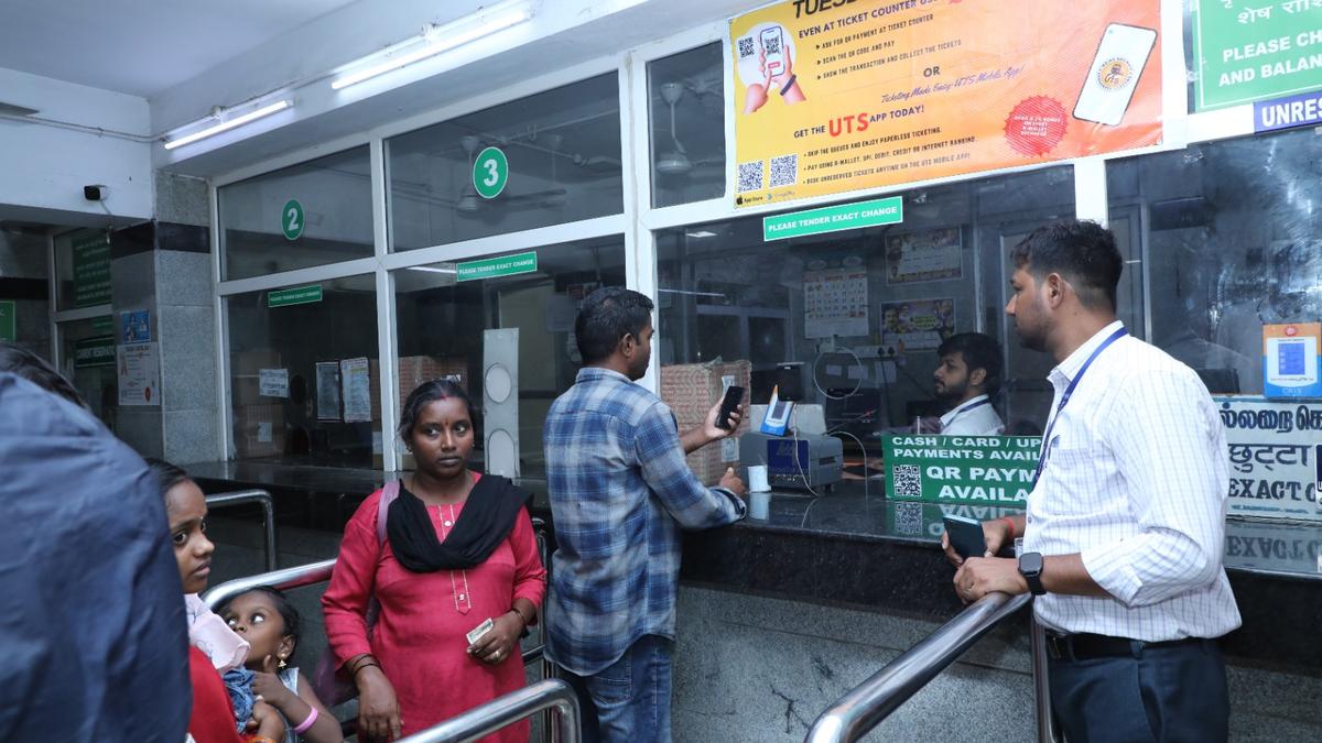 Chennai Railway Division launches QR code-enabled payment system