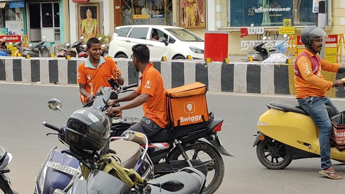 Namakkal restaurants stop supply of food to online delivery platforms Swiggy, Zomato