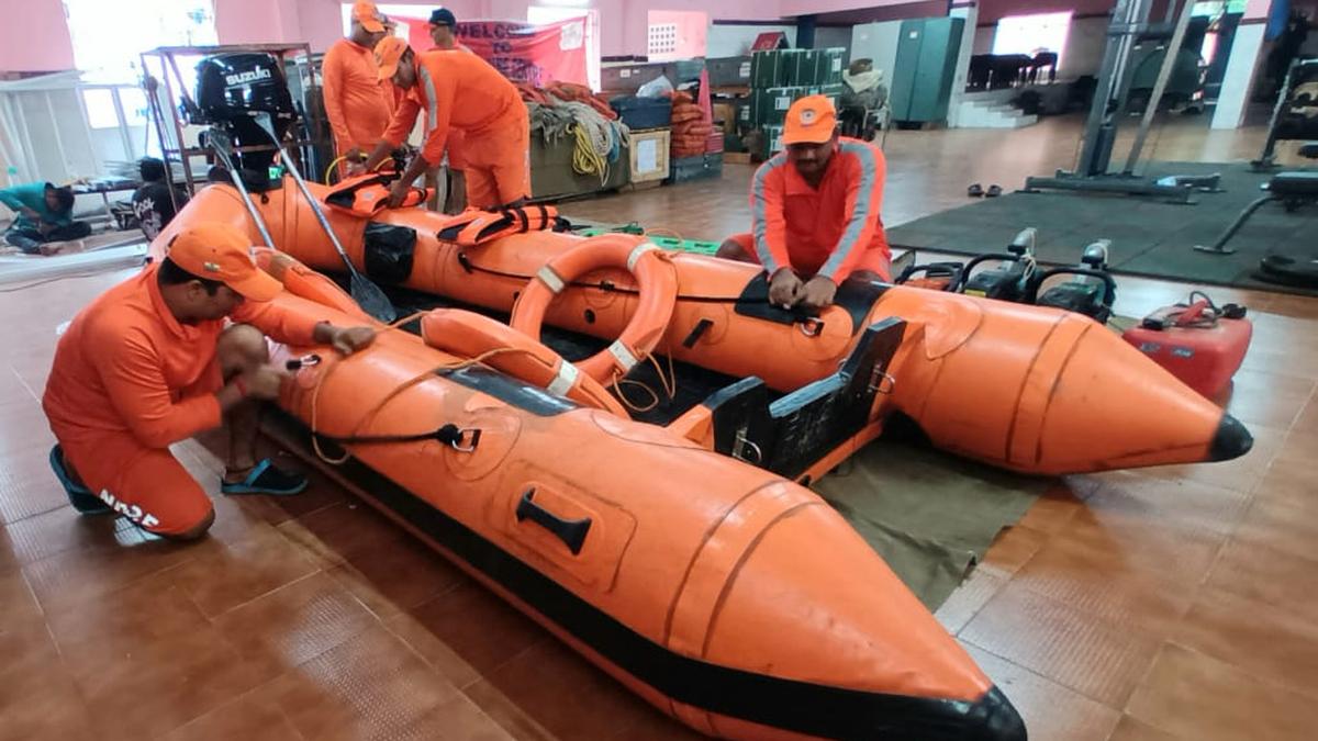 Over 1,100 relief camps set up in Chennai, three neighbouring districts in view of heavy rain forecast