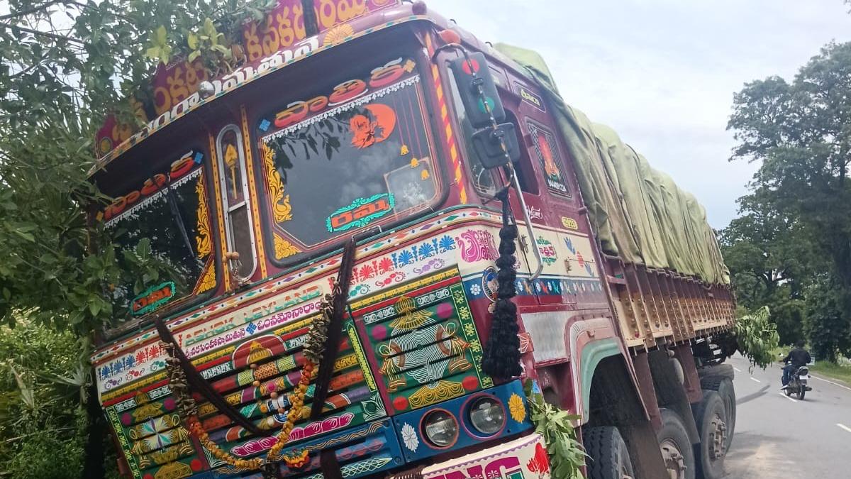 Three persons arrested for illegal sand mining near Katpadi