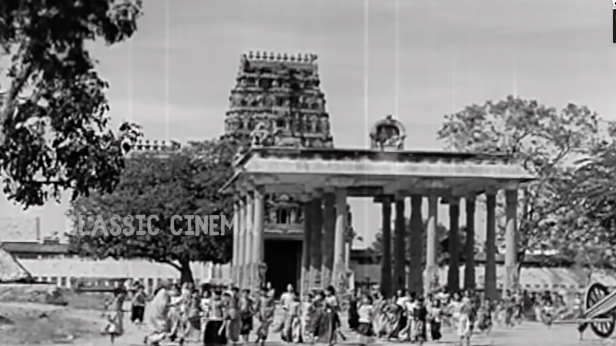 Gemini Ganesan-starrer Avvaiyar brings alive temple at Thirumullaivoyal
