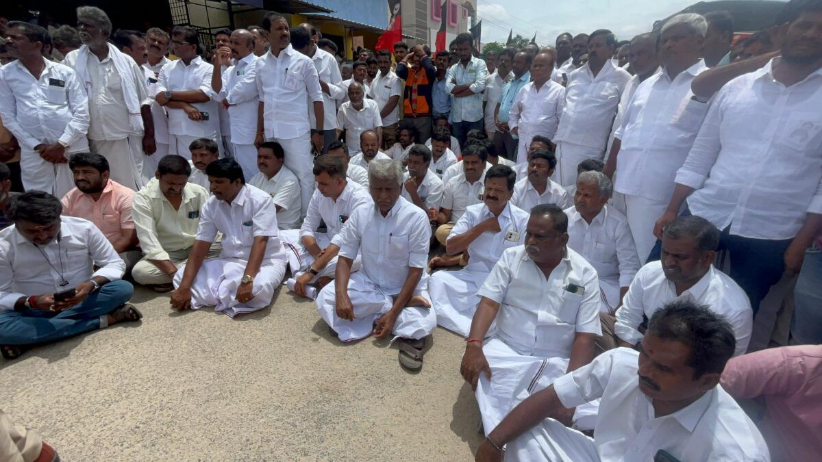 Kept out of event, AIADMK leader K.P. Munusamy stages four-hour road roko