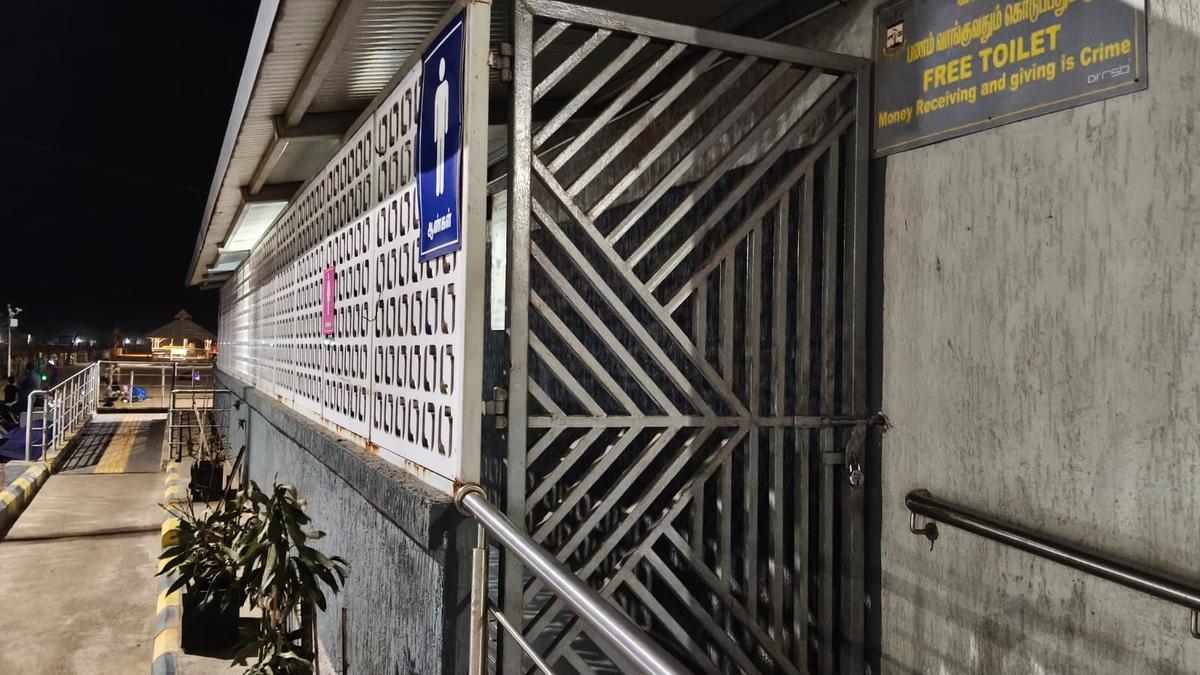 Marina’s new toilets shut at night due to infrastructure issues