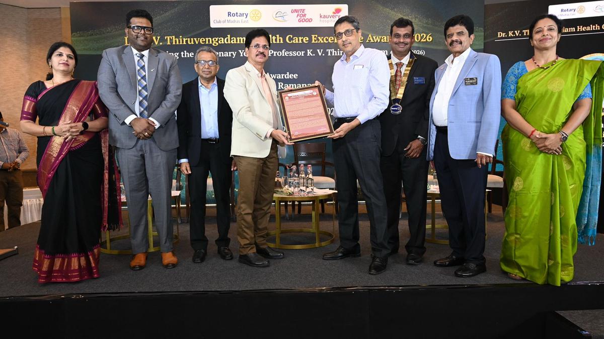 Senior oncologist honoured with health care excellence award