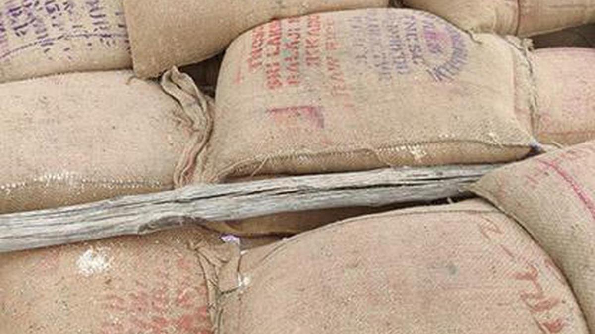 Tamil Nadu Civil Supplies Corporation is planning to purchase 1.5 lakh