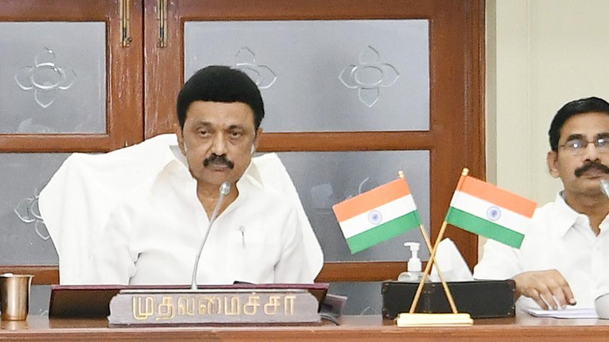 Stalin instructs officials to expedite implementation of welfare programmes