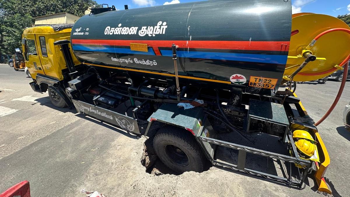 Tanker lorry gets stuck as portion of Chennai’s Sardar Patel Road caves in