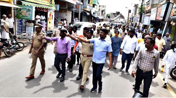 Eviction drive on Girivalam path in Tiruvannamalai begins