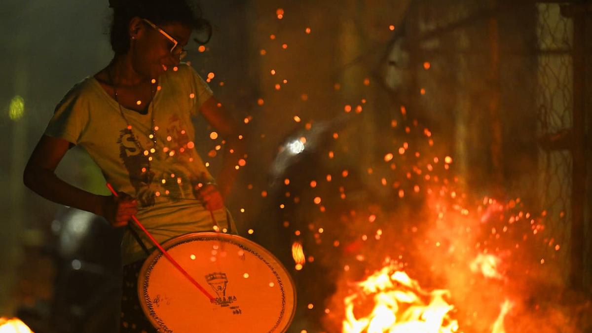 Bhogi smog shrouds many parts of Chennai; airport visibility drops to 300 metres