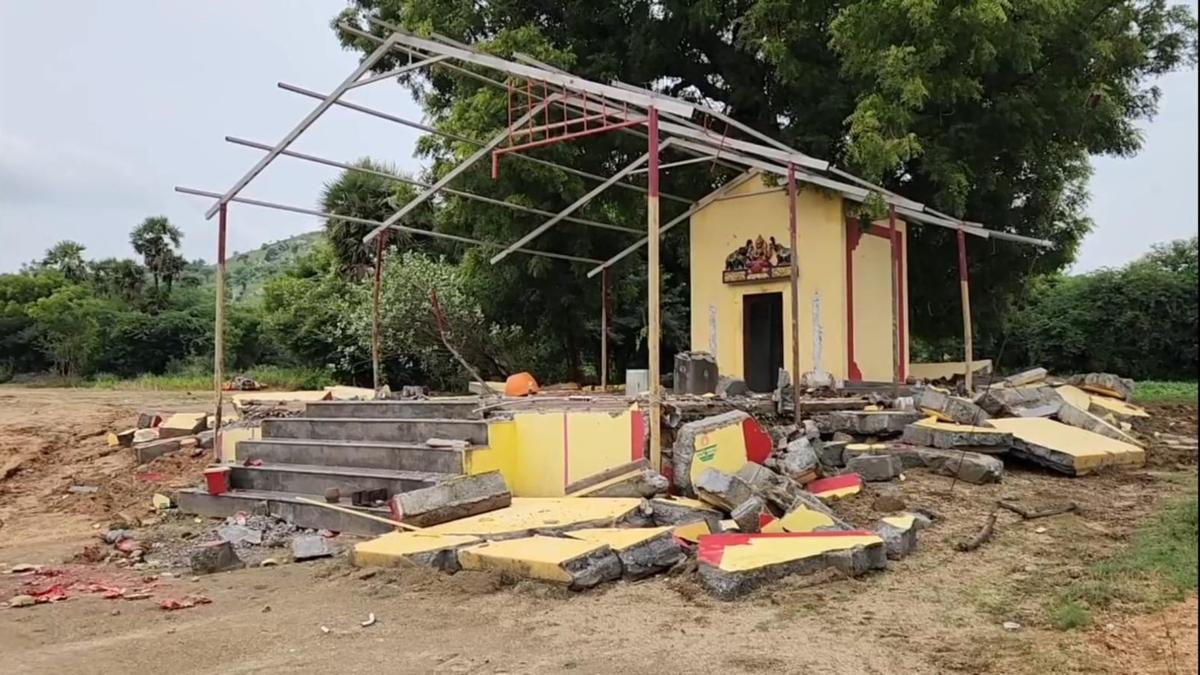 No plans to reconstruct razed temple in hamlet in Vellore