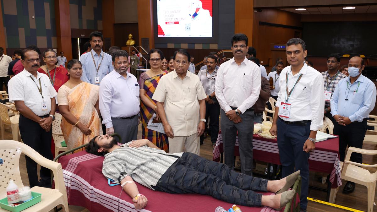 VIT organises blood donation camp in Vellore