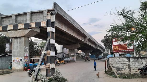 Residents want road overbridge work at Polur to be expedited