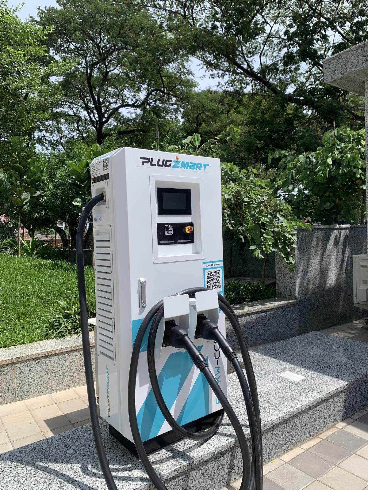 ‘Relay’ enables higher charging utilisation for fleet operations by connecting with multiple CMS platforms, including those specifically built for fleet management ‘Relay’ enables higher charging utilisation for fleet operations by connecting with multiple CMS platforms, including those specifically built for fleet management