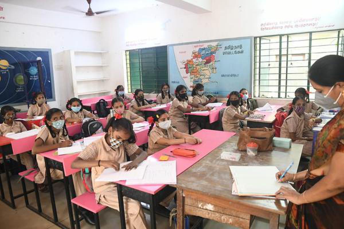 Schools resume in-person classes in Tamil Nadu - The Hindu