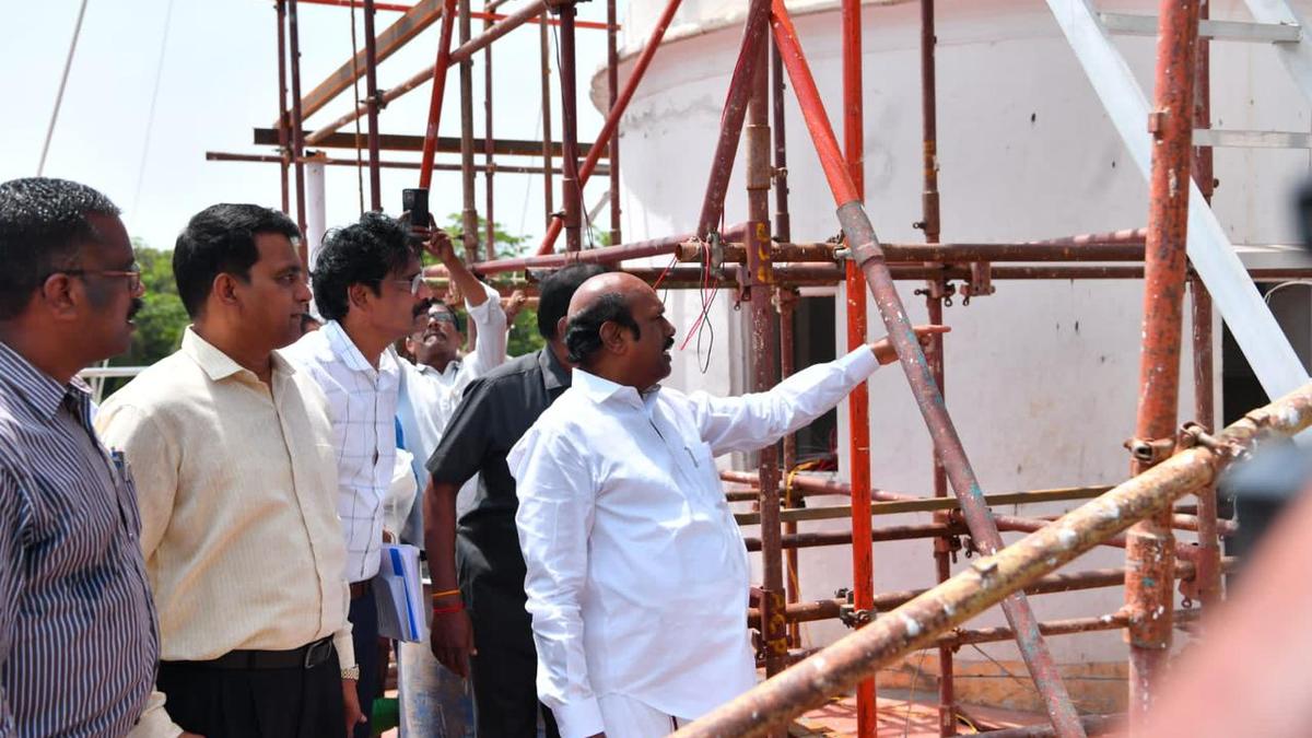 Minister E.V. Velu inspects refurbishment work of flagpole, rampart in Fort St. George