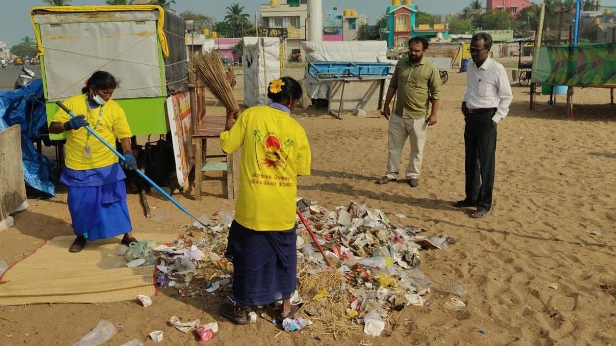 GCC imposes ₹1.9 lakh fine for dumping of waste on beaches