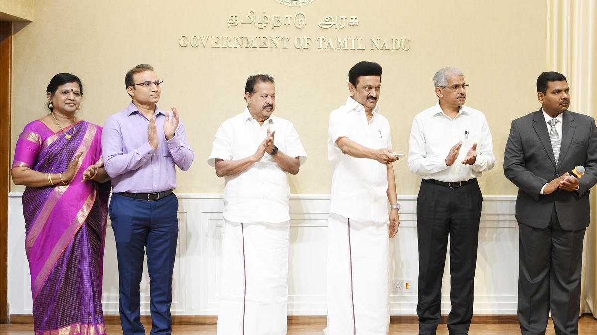 Stalin inaugurates buildings, hands over royalty cheque to late writer’s kin