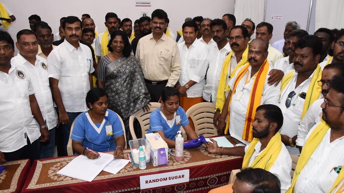 Health camp for barbers held in Vellore