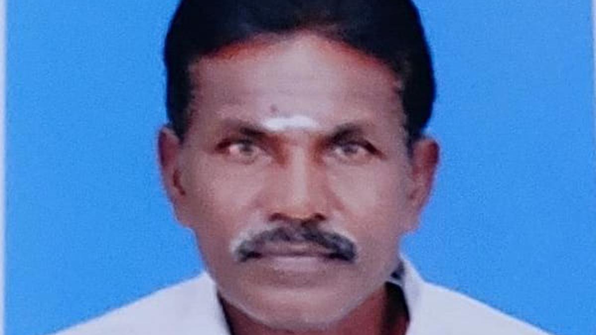 Worker electrocuted in Karaikudi while removing DMK flag pole after Minister Udhayanidhi’s visit
