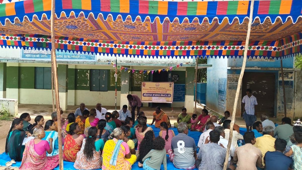 Residents pass resolution against stone quarry at Gram Sabha meeting in Ranipet