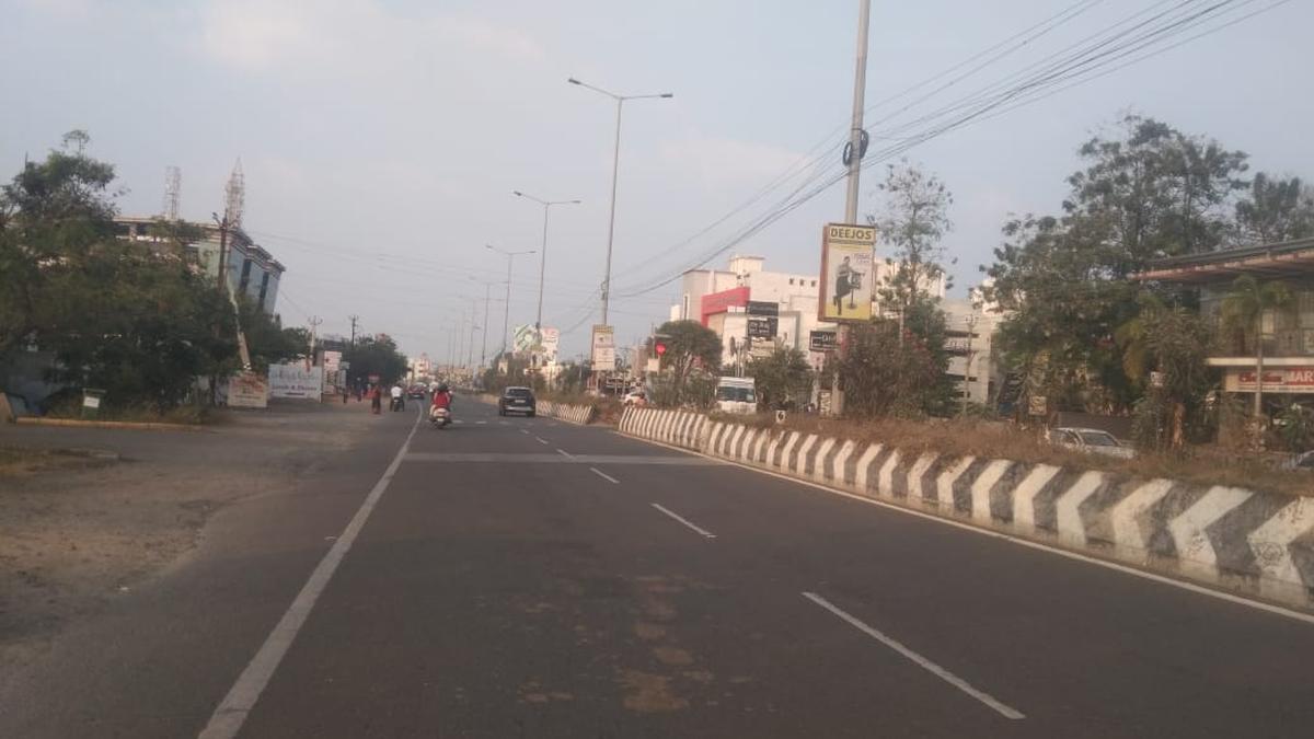 Sections of East Coast Road from Akkarai to Mamallapuram to be relaid by TNRDC