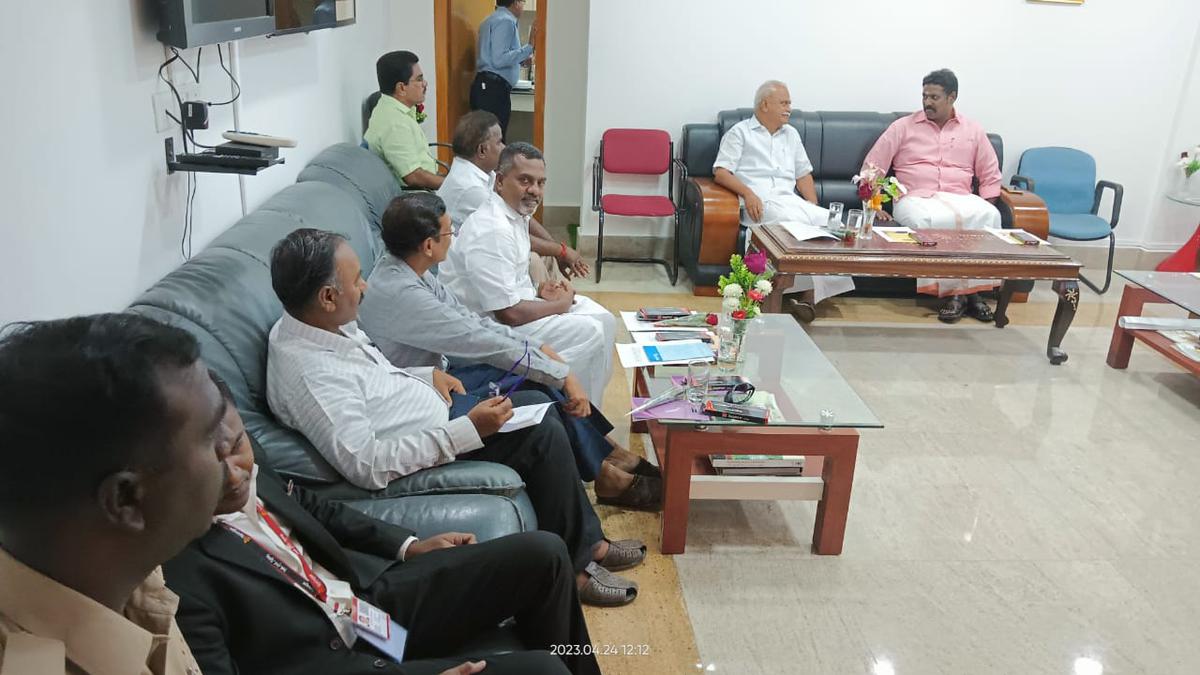 MP V. Vaithilingam chairs meet of airport consultation committee