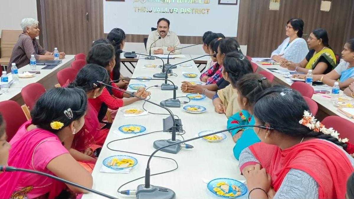 Tiruvallur collector interacts with 16 girls rescued from child marriages