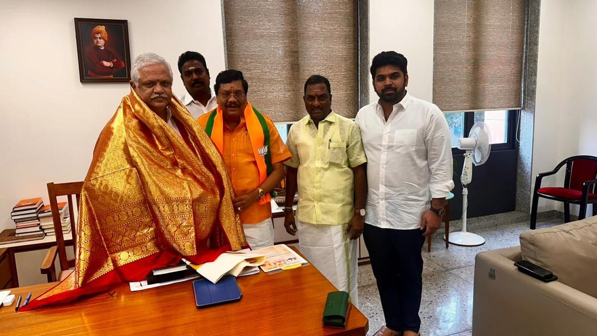Ruling party MLAs return to Puducherry after meeting BJP central leaders