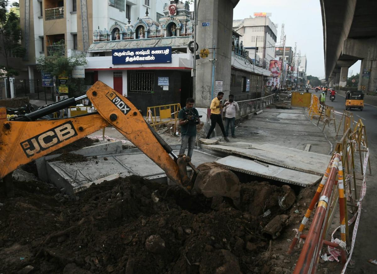 Journalist dies after falling into an incomplete storm water drain near Ashok Nagar in Chennai