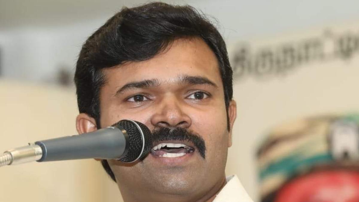 YouTuber ‘Sattai’ Durai Murugan arrested